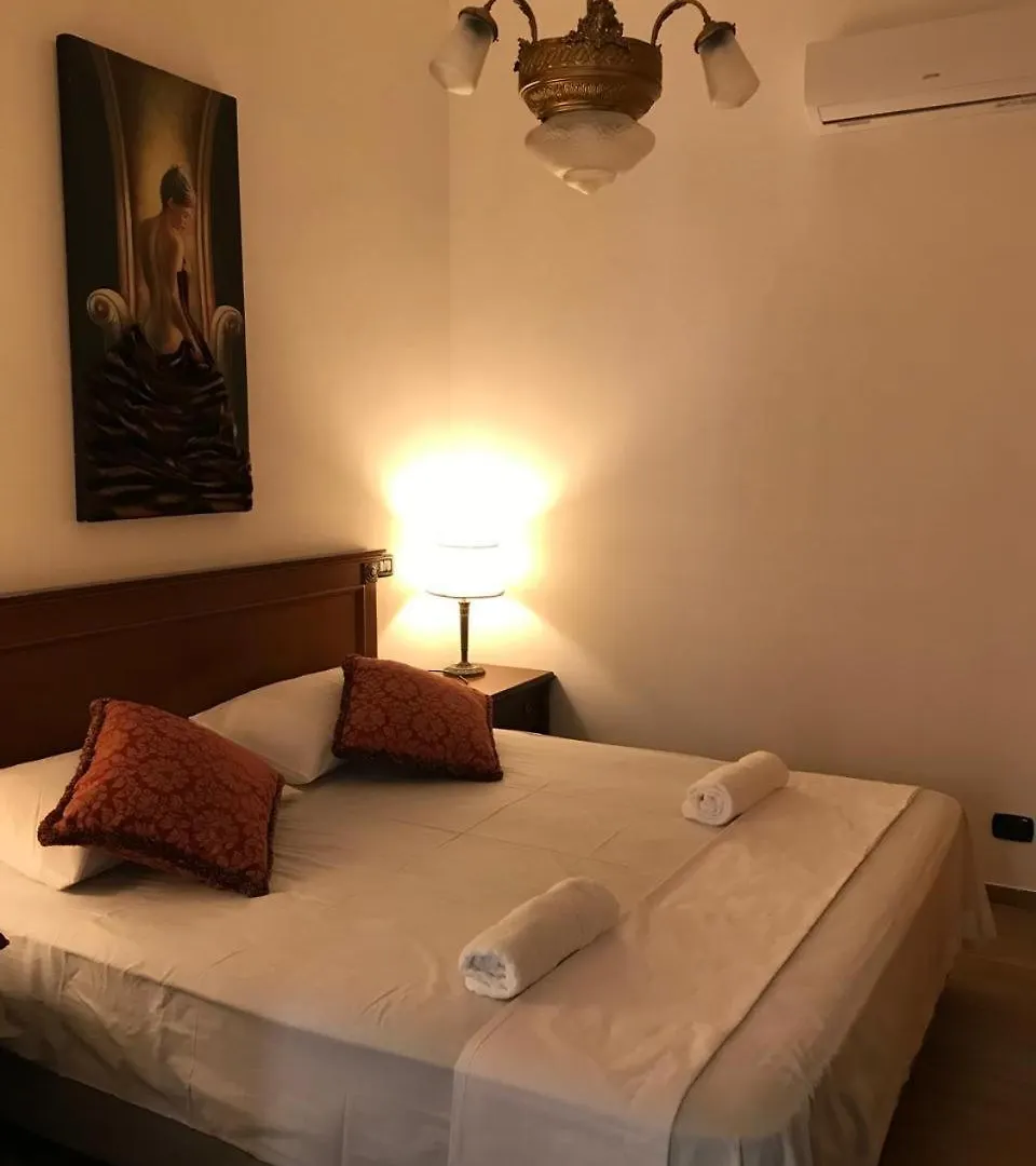 Casa Rosa Otel Palermo İtalya